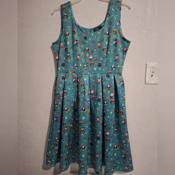 Women's Dolly And Dotty Amanda Garden Green Dress Size 10. - Picture 4 of 12